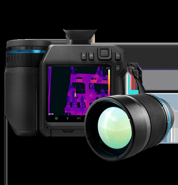 FLIR T840 帶有取景器的高性能紅外熱像儀，適用于戶外檢測